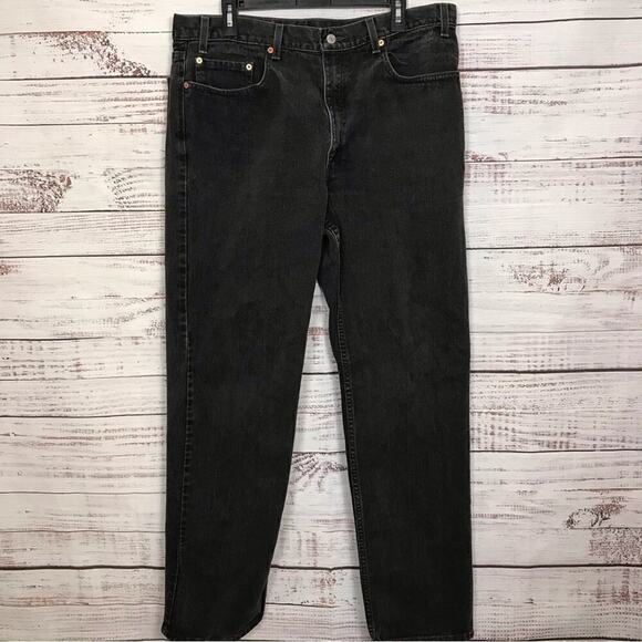 Levi’s 550 jeans  Relaxed fit black size 38 straight leg denim jeans - Picture 1 of 5